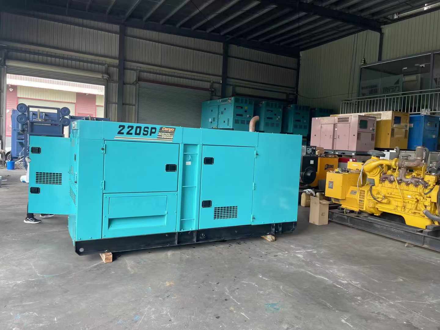 柳北800kW 柴油发电机的输出电流波动范围是多少？