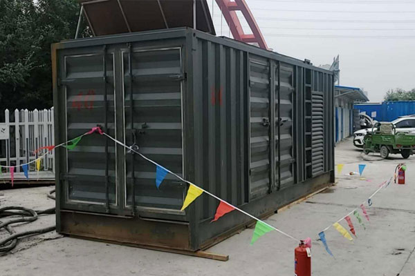 柳北发电机租赁空气滤清器多久更换一次？