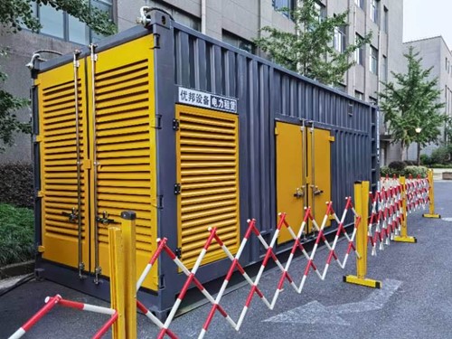 柳北如何使用转速表检查发动机的转速？