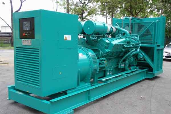 柳北柴油发电机组电压不稳定怎样维修？