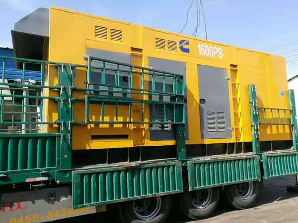 柳北测量水冷式机油散热器密封件尺寸时的注意事项有哪些？