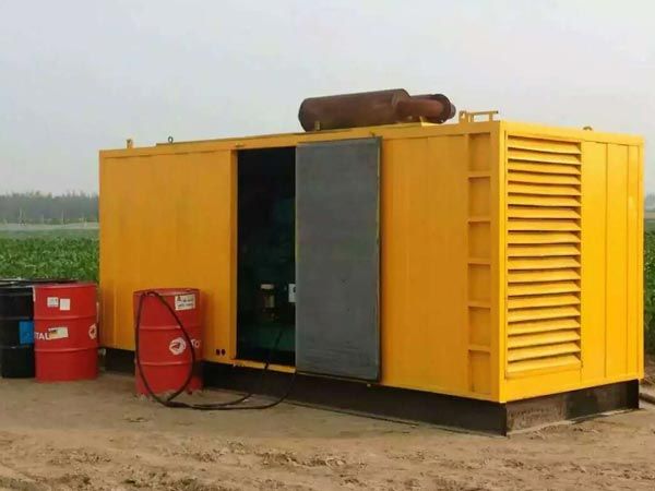 柳北如何判断柴油发电机的充电系统是否正常？